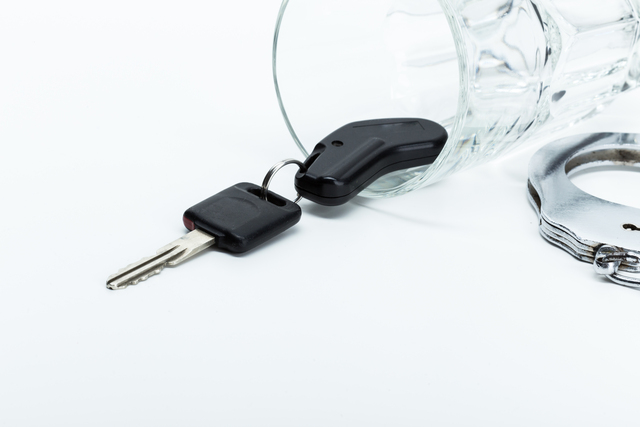 Sospechoso acusado de DUI después de grave accidente cierra Fort Pierce intersección