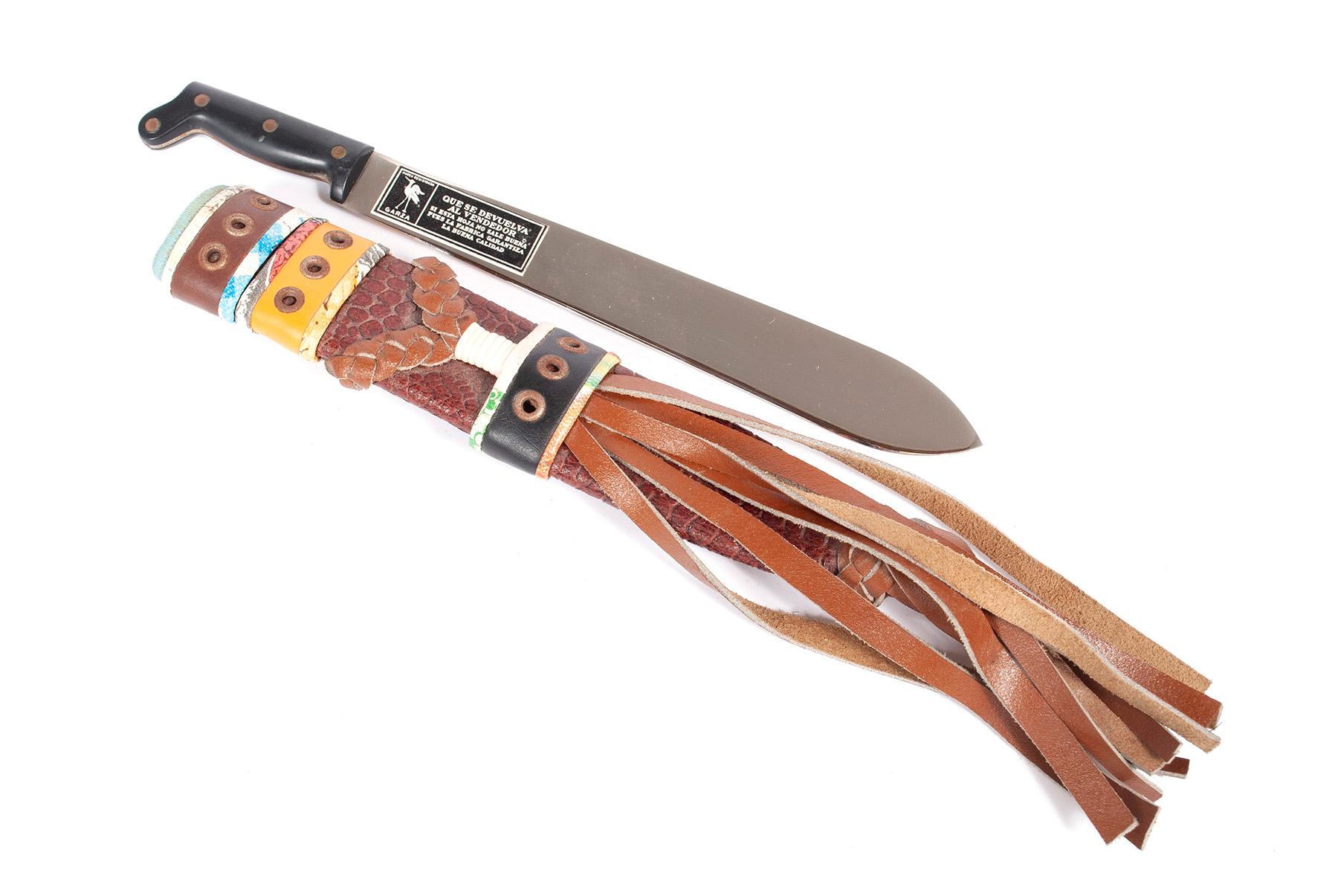 Un informe de una pelea a machetazos condujo a una redada en una pelea de gallos en el suroeste de Miami-Dade y a 42 arrestos.