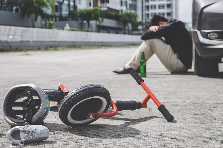 Joven de San Agustín sin casco herido grave en accidente de patinete eléctrico