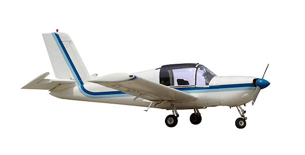 Un avión roza un coche con cinco personas a bordo antes de estrellarse en Florida