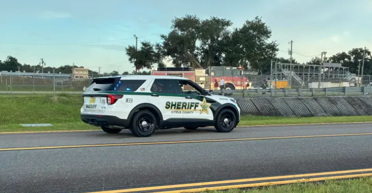 1 persona herida tras choque de avión privado contra una cerca en el Aeropuerto de Inverness autoridades