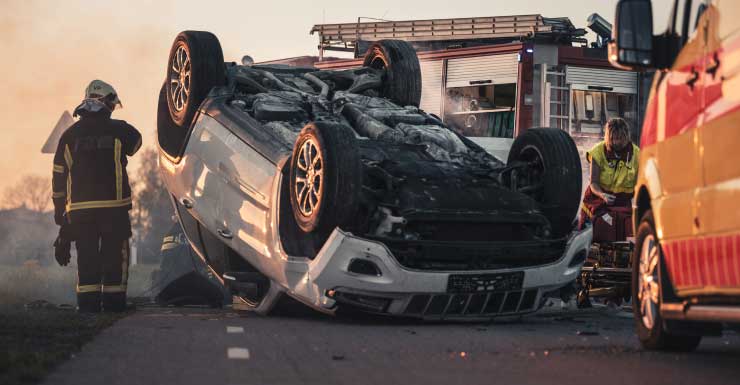 Adolescente de 16 años muere y pasajera de 15 años resulta herida en accidente con volcadura en la SR-520 en Cocoa