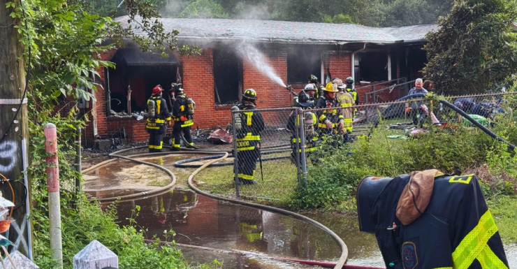 ECFR Una persona muerta y dos heridas tras incendio en vivienda en el condado de Escambia