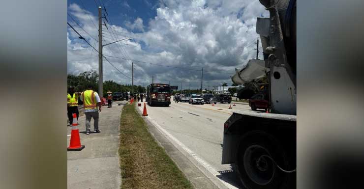 Informe de accidente detalla el momento en que conductor atropelló a dos trabajadores en San Carlos Boulevard