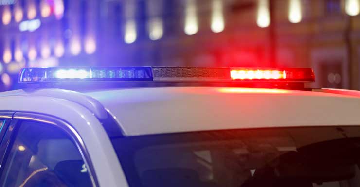 Mujer arrestada por golpear y arañar a su amiga frente a gasolinera en Ocala