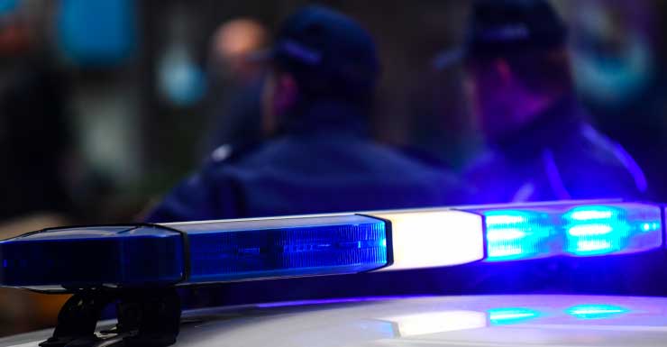 Mujer de Gainesville acusada de abuso infantil tras golpear varias veces a una niña pequeña