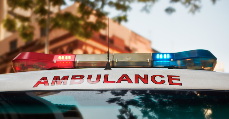Oficial de policía de Miami hospitalizado tras sufrir lesión en la pierna durante parada de tráfico
