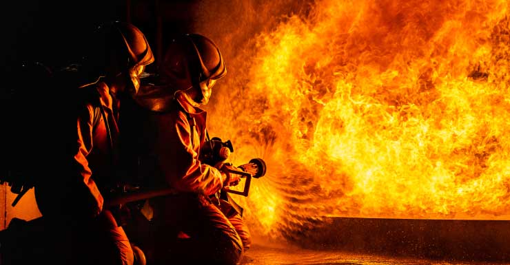 1 muerto y 1 hospitalizado tras incendio en una vivienda en Cutler Bay