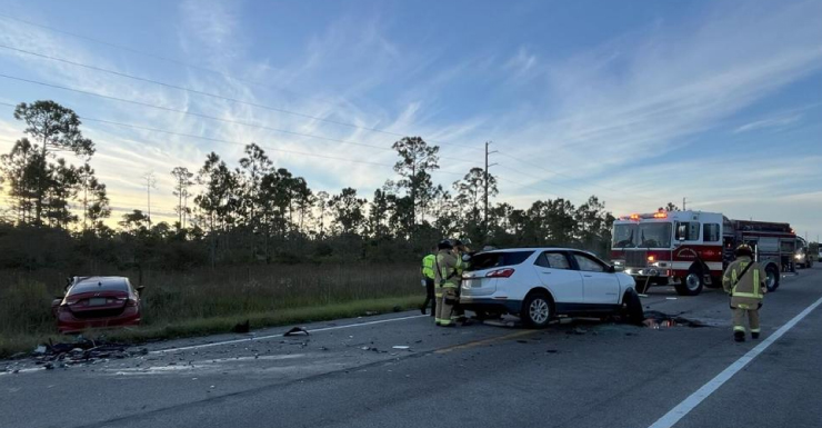2 muertos confirmados tras choque de dos vehículos en SR-31 y Bermont Rd