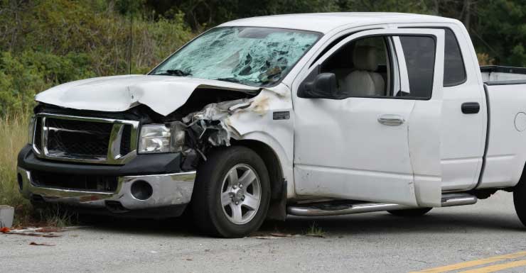 Camioneta atropella y mata a niño de 3 años