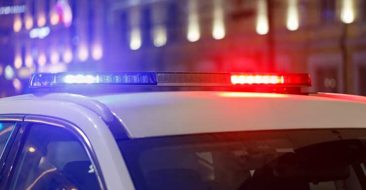 Empleado de Target presuntamente se pone máscara y golpea a compañera por unos AirPods