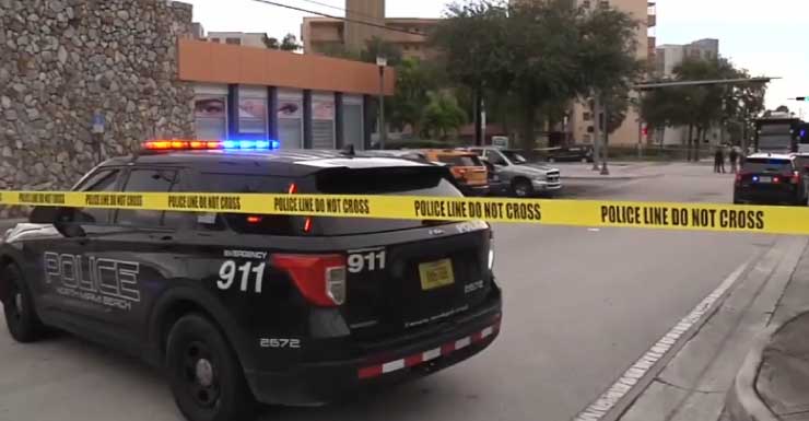 Hombre armado con cuchillo es baleado y se encuentra estable tras cargar contra oficiales en North Miami Beach, según la policía