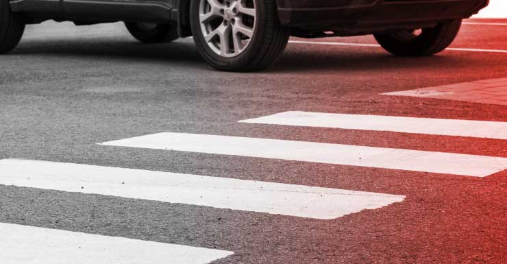 Hombre de St. Pete muere atropellado al intentar cruzar la autopista Patrulla de Carreteras de Florida