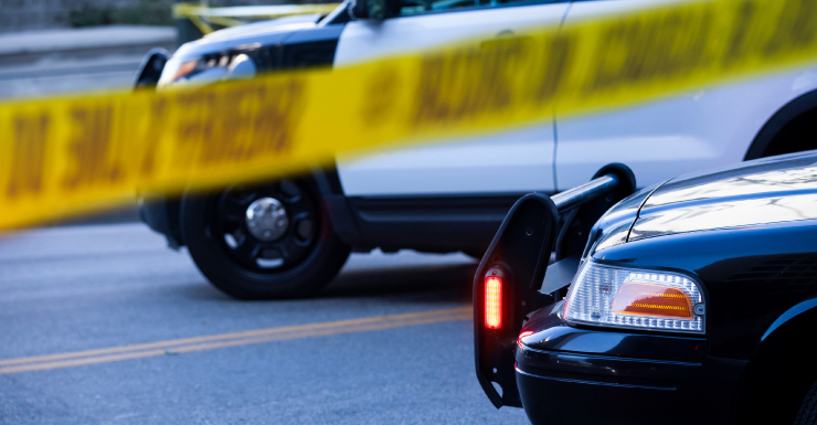 Hombre herido tras ser baleado desde el exterior de una vivienda en Jacksonville