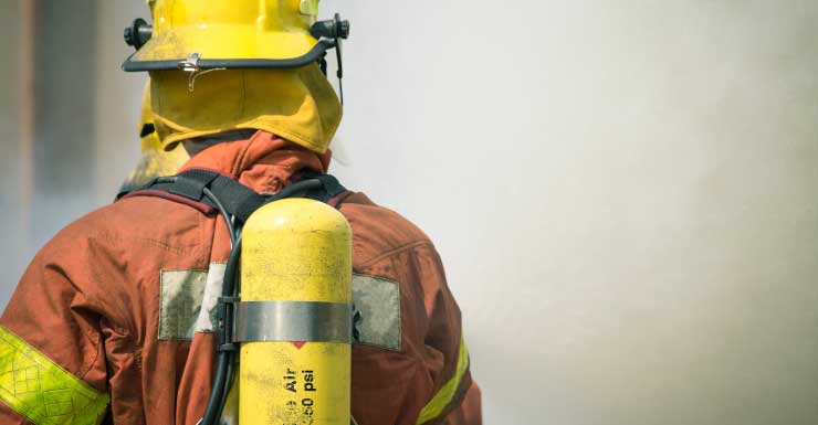 MDFR Bicicleta eléctrica provoca gran incendio en cobertizo detrás de una casa en el noroeste de Miami-Dade