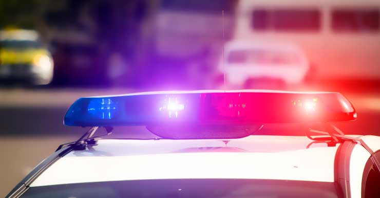 Mujer de Leesburg huye del hospital tras chocar su scooter contra un SUV