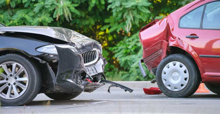 Oficial de Medley choca en accidente tipo “T-bone” y sufre lesiones menores Policía