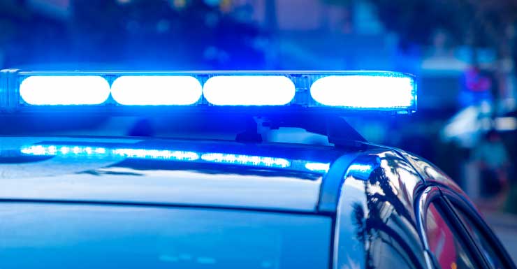 Adolescente brutalmente golpeada en baño de escuela secundaria en Miami; una arrestada