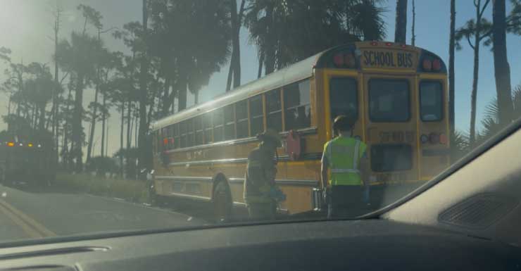 Choque de autobús escolar en Panama City causa demoras en el tráfico; se reportan lesiones leves
