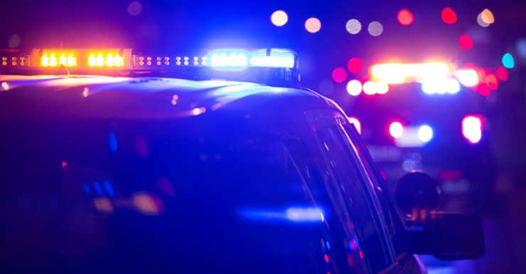 Conductor acusado de chocar contra cajas eléctricas y abandonar la escena en Fort Myers