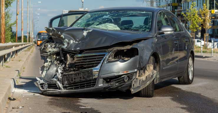 Conductora de 18 años muere en accidente en la autopista Turnpike en el condado de Lake, según la Patrulla de Carreteras de Florida