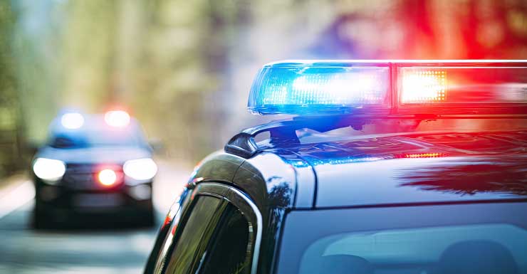 Hombre acusado de ataque con machete en apartamento del tercer piso en Miami-Dade