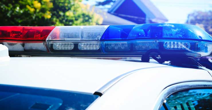 Hombre de Ocala presuntamente ataca a amiga de su novia con un cuchillo de cocina