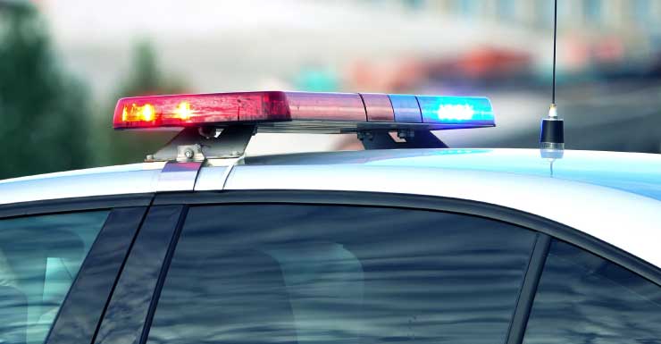 Hombre presuntamente golpea a un compañero de trabajo en el pecho durante una discusión en la cocina de un restaurante