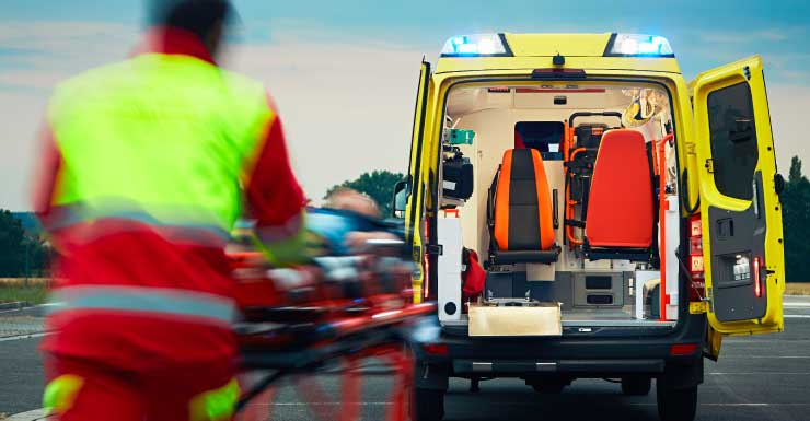 Hombre rescatado después de caer de un puente tras un accidente en la I-75, condado de Charlotte