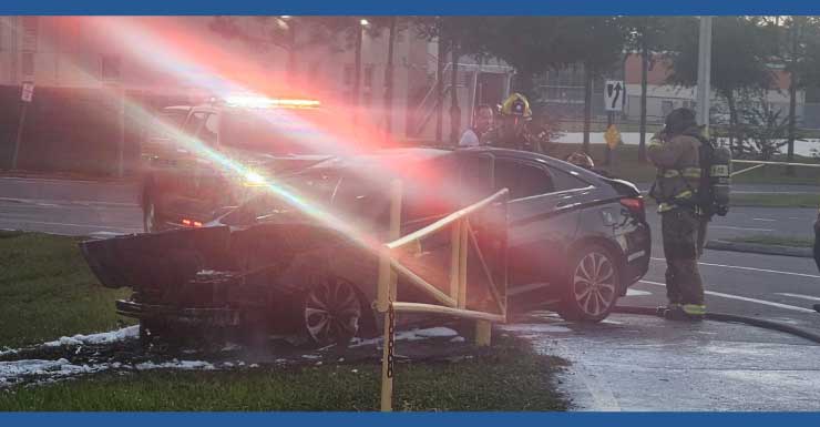 Incendio de vehículo cerca de Weeki Wachee High School causa demoras en el tráfico