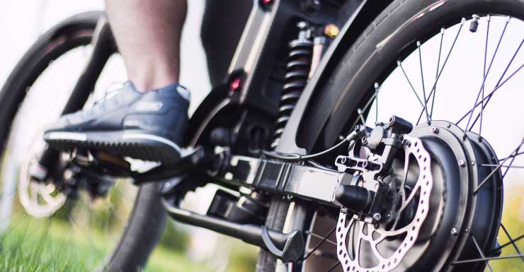 Joven de 23 años gravemente herida en accidente de e-bike en paso peatonal de Tarpon Springs