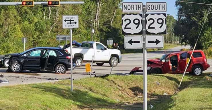 Mujer de 70 años de Pensacola gravemente herida en una colisión en la intersección de la autopista 29