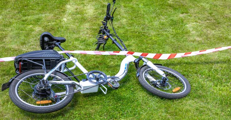 Policía de St. Petersburg investiga accidente mortal con bicicleta eléctrica