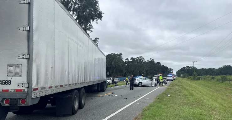 Un conductor de Florida muere tras colisión casi frontal Patrulla de Carreteras de Florida