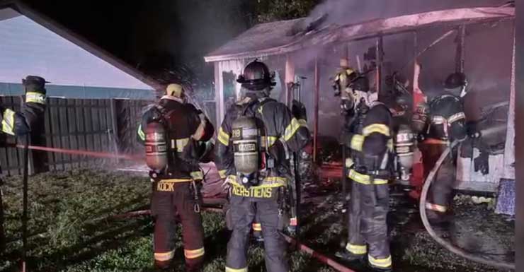 Una persona herida en incendio de cobertizo en Belleview durante la madrugada