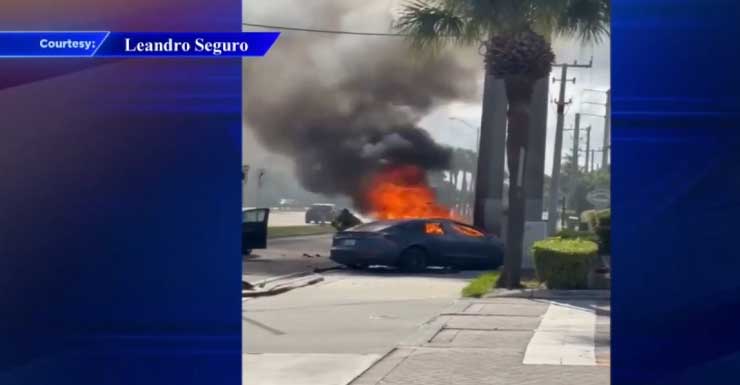 Una persona muere y dos son hospitalizadas tras accidente múltiple que provoca incendio de vehículo en North Miami Beach