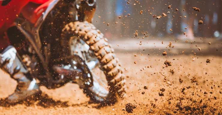 2 adolescentes en motocicleta de tierra hospitalizados tras ser atropellados por un auto en Coral Springs