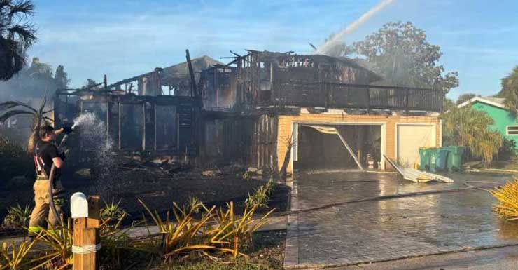 Casa en Indialantic devastada por incendio el lunes