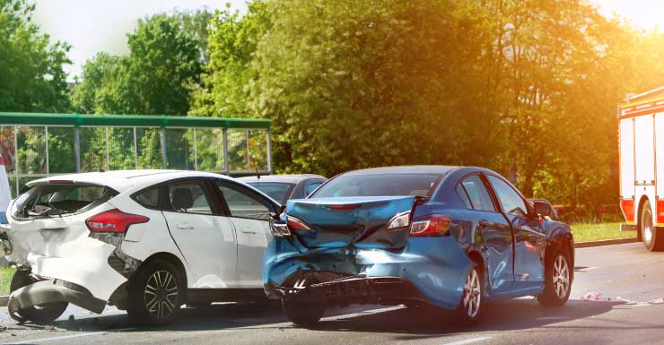 Choque múltiple en Treeline Avenue y Jetport Loop