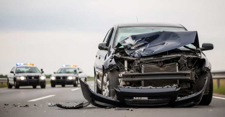 Cierre de carretera por accidente en Airport Road y Highway 390
