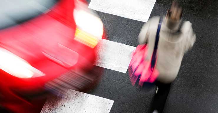 Conductora de 96 años atropella y mata a peatón en estacionamiento del condado Lake, según patrulleros