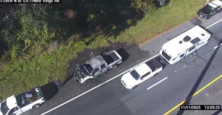 Incendio de camión causa congestión en la I-295 Sur en New Kings Road