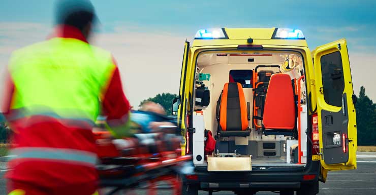 Pasajera muere tras ser expulsada de una camioneta cerca del Puente Skyway