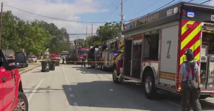 Una persona rescatada, cinco personas y tres gatos desplazados tras incendio en dúplex de Orlando