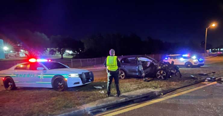 2 mujeres mueren en accidente frontal en Lakeland tras perder el control del auto PCSO