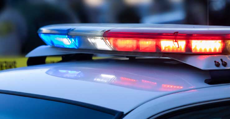 Hombre de 20 años acusado de atacar a su arrendador con un hacha en Miami