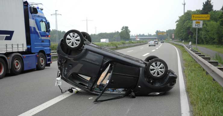 Hombre de Orlando muere y su pasajero resulta herido en un vuelco vehicular en la SR‑429 en Winter Garden