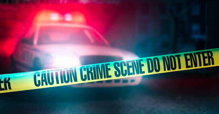 Hombre en estado crítico tras apuñalamiento en muelle de carga cerca de centro comercial en el downtown de Miami; visitantes expresan preocupación por la seguridad