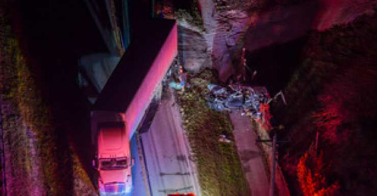 Intersección de Slater Rd. y Shelby Ln. reabre tras accidente entre dos vehículos