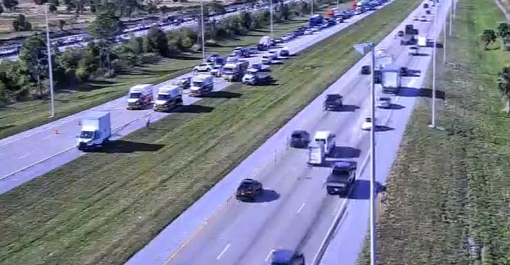 Todos los carriles reabren tras un grave accidente que cerró la I-95 en dirección sur en el condado de Martin